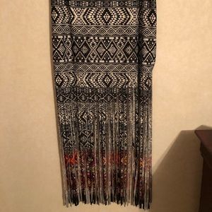 Black and white Venus skirt